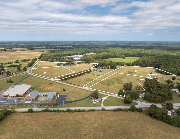 11 Acres of Land for Sale in Hartwell, Georgia