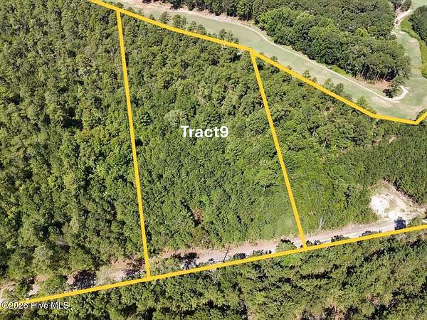 5 Acres of Residential Land for Sale in Wagram, North Carolina