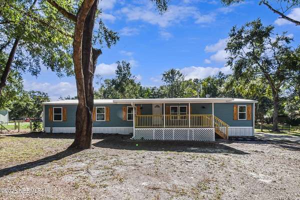 1.73 Acres of Residential Land with Home for Sale in Middleburg, Florida