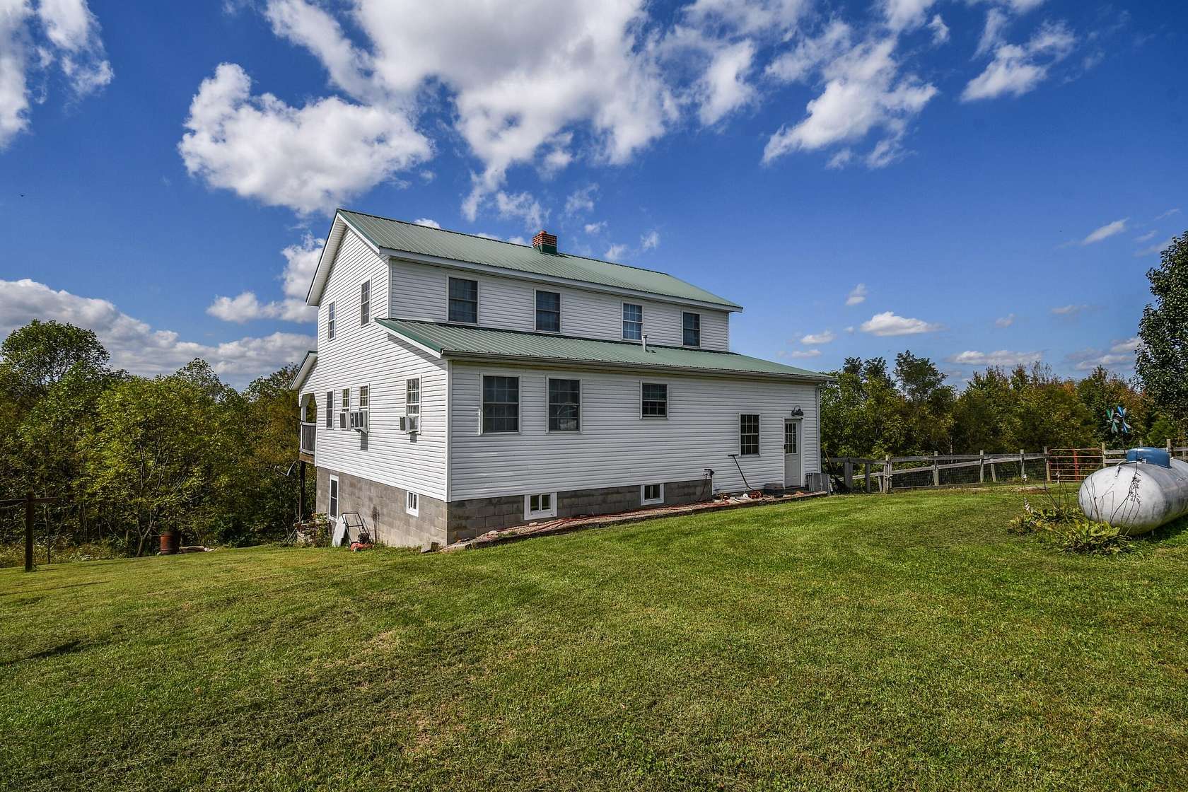 9.79 Acres of Residential Land with Home for Sale in Vanceburg, Kentucky