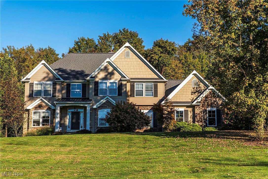 2.5 Acres of Residential Land with Home for Sale in Chardon, Ohio