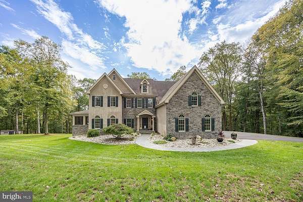 2.23 Acres of Residential Land with Home for Sale in Landenberg, Pennsylvania