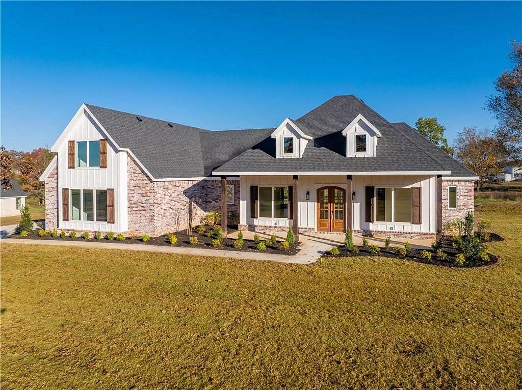 1.7 Acres of Residential Land with Home for Sale in Tontitown, Arkansas