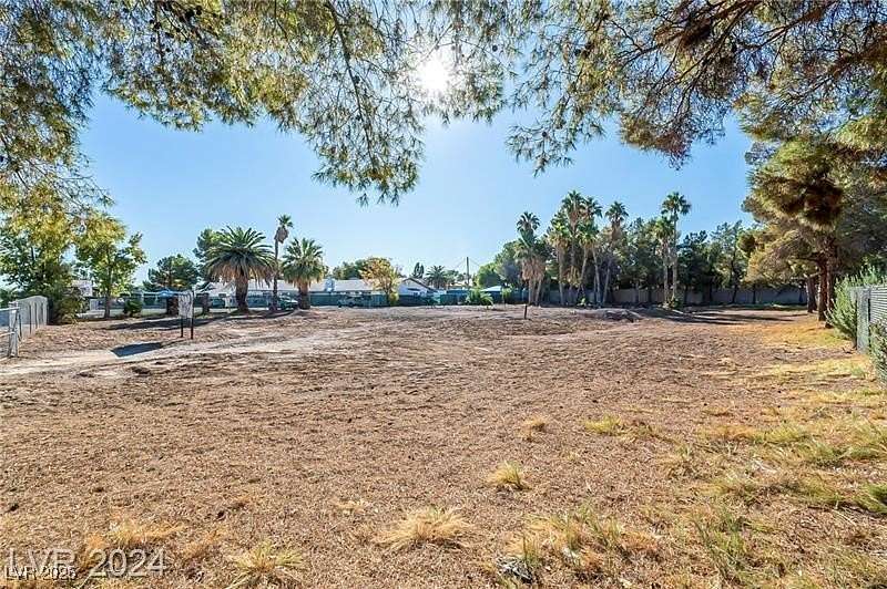 0.99 Acres of Land for Sale in Las Vegas, Nevada