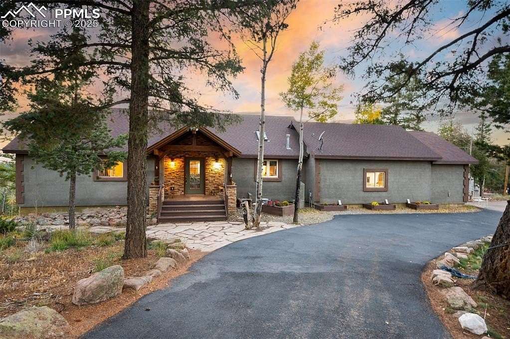 35 Acres of Land with Home for Sale in Florissant, Colorado