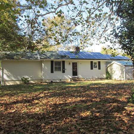 2.6 Acres of Improved Mixed-Use Land for Sale in Salem, Virginia