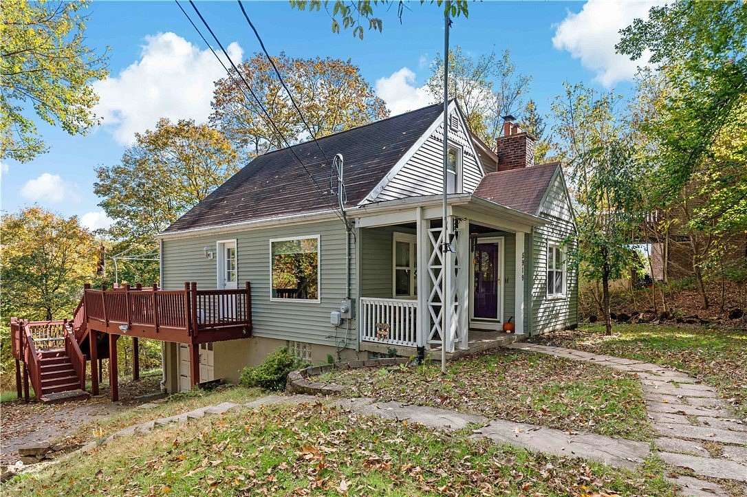 1.58 Acres of Residential Land with Home for Sale in Bethel Park, Pennsylvania