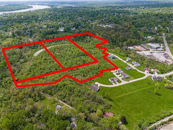 15.7 Acres of Land for Sale in St. Louis, Missouri