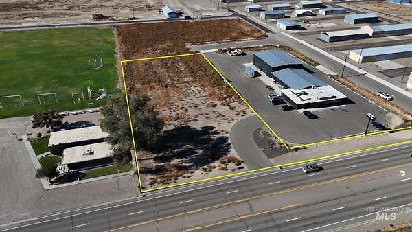 1.47 Acres of Commercial Land for Sale in Ontario, Oregon