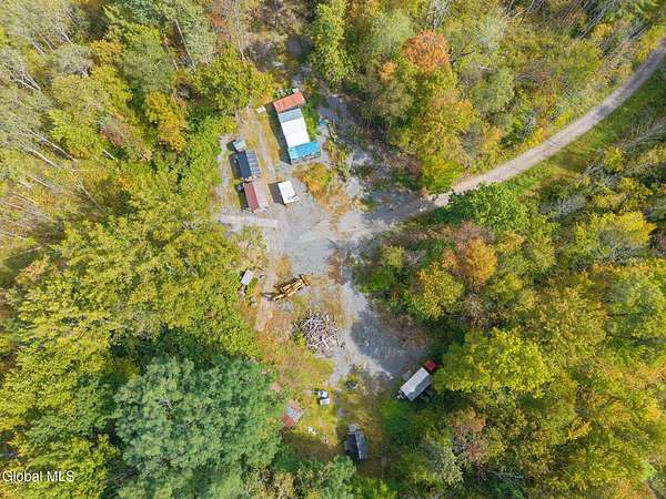 25.1 Acres of Recreational Land for Sale in Amsterdam, New York