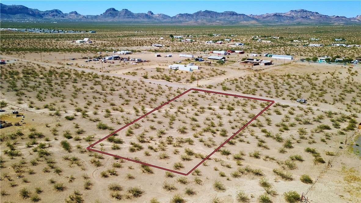 1.18 Acres of Residential Land for Sale in Golden Valley, Arizona