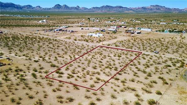 1.18 Acres of Residential Land for Sale in Golden Valley, Arizona