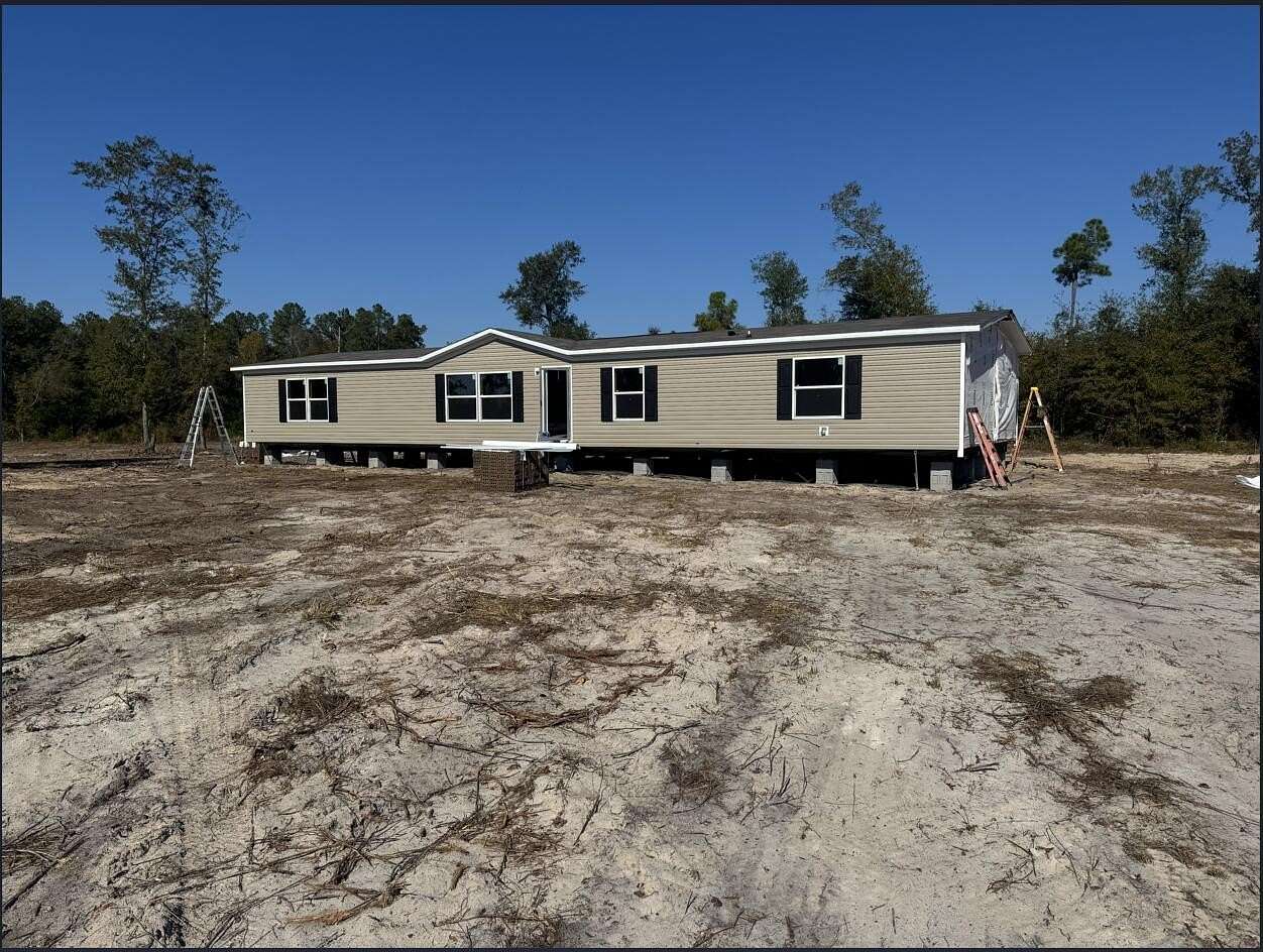 1.5 Acres of Residential Land with Home for Sale in Williston, South Carolina