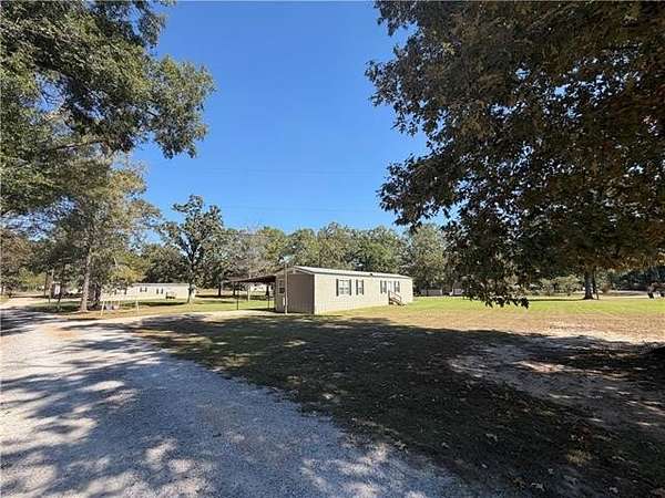 4 Acres of Improved Residential Land for Sale in Pineville, Louisiana