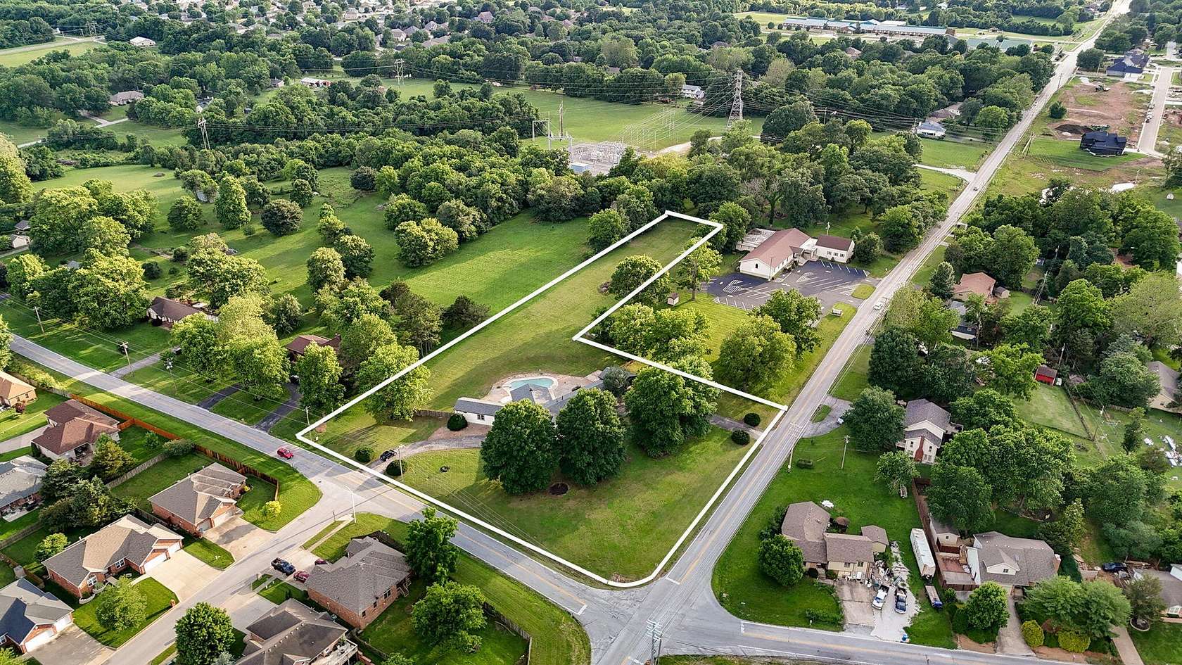 2.35 Acres of Residential Land with Home for Sale in Springfield, Missouri