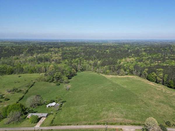17.6 Acres of Land with Home for Sale in Palmetto, Georgia