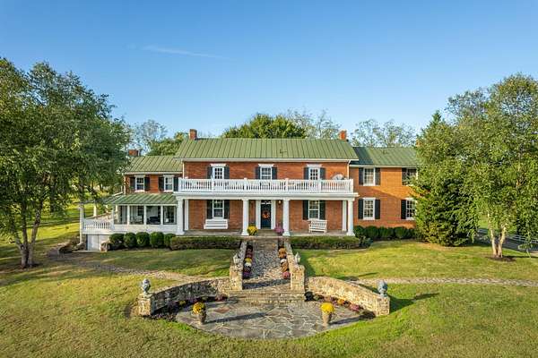 55.8 Acres of Land with Home for Sale in Delaplane, Virginia