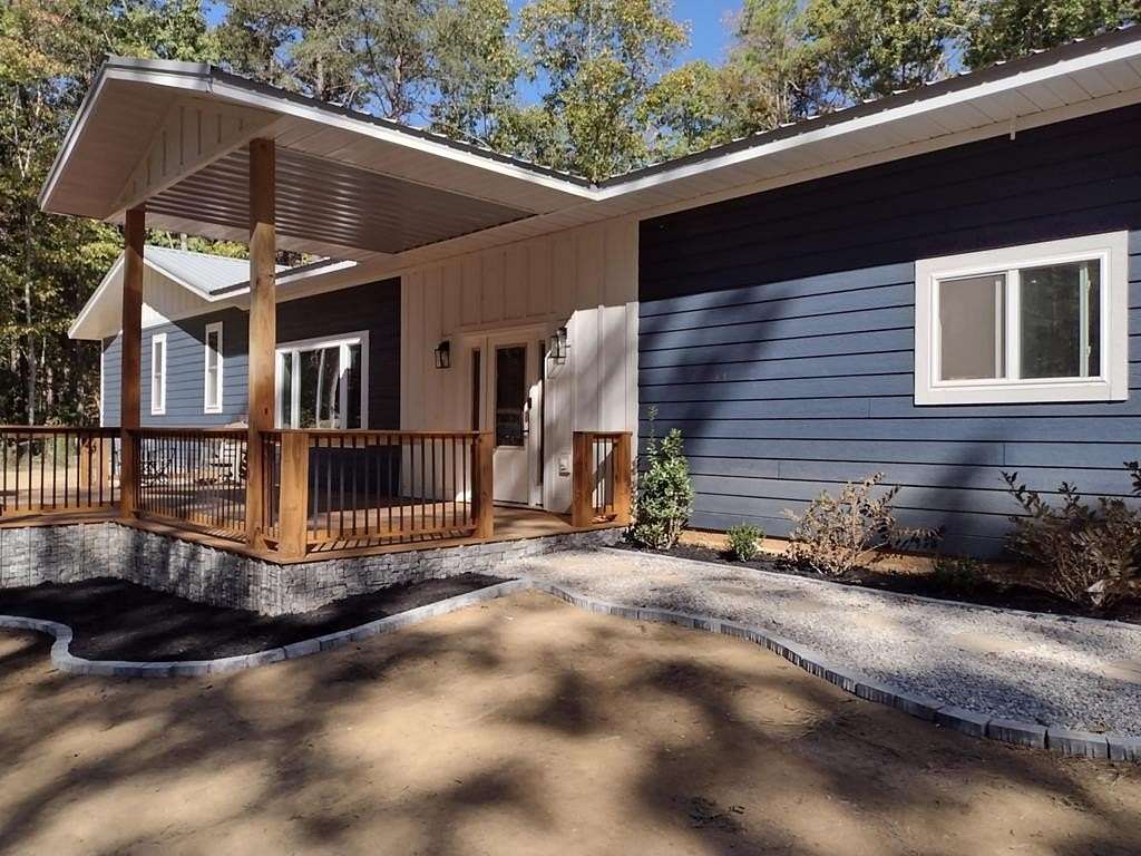 5 Acres of Residential Land with Home for Sale in Pikeville, Tennessee