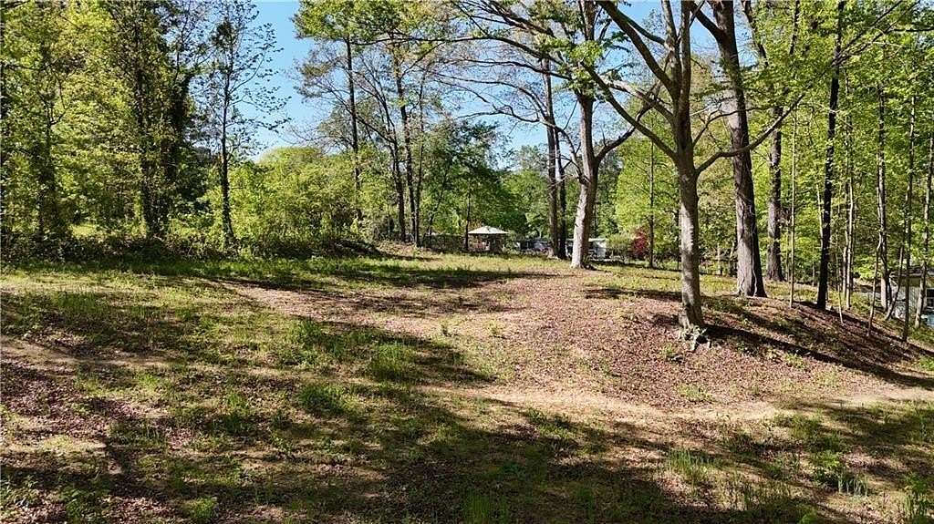 1.5 Acres of Land for Sale in Acworth, Georgia