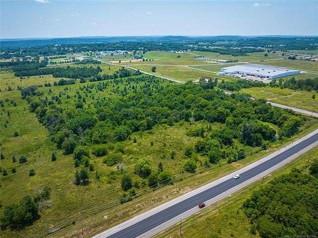 188 Acres of Mixed-Use Land for Sale in Tahlequah, Oklahoma