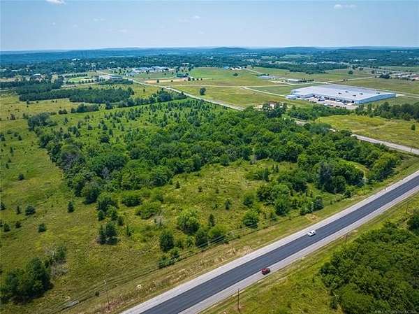 188 Acres of Mixed-Use Land for Sale in Tahlequah, Oklahoma