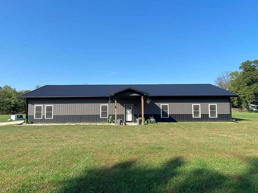 3.26 Acres of Residential Land with Home for Sale in Shelbina, Missouri