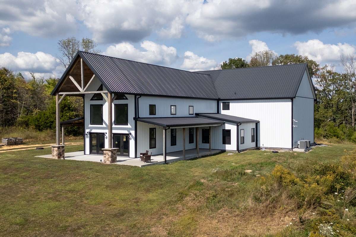 30.8 Acres of Land with Home for Sale in Westmoreland, Tennessee