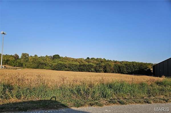 11 Acres of Land for Sale in East Alton, Illinois