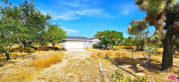 2.48 Acres of Residential Land with Home for Sale in Lancaster, California