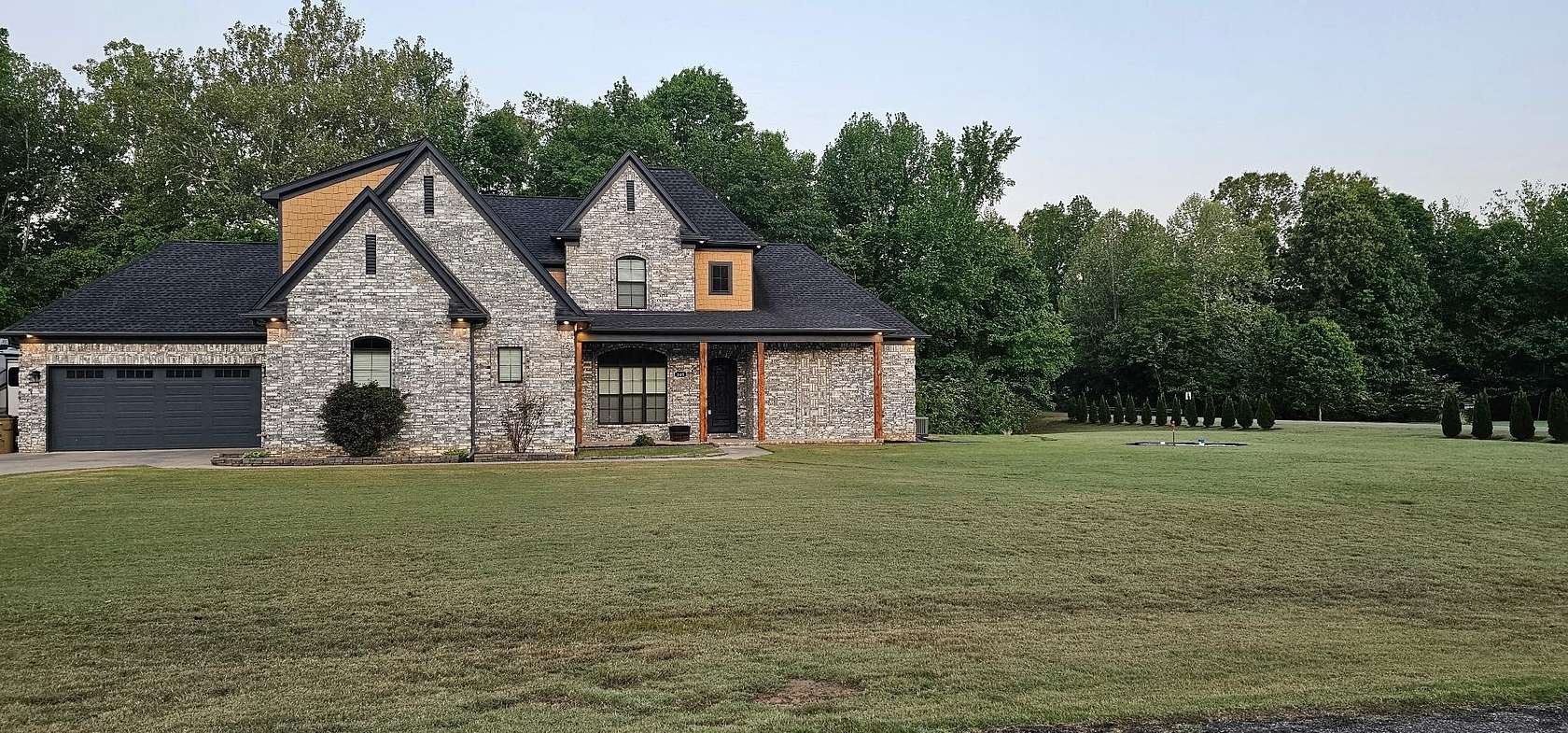 2.19 Acres of Land with Home for Sale in Arlington, Tennessee