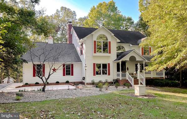 5.33 Acres of Residential Land with Home for Sale in Leonardtown, Maryland