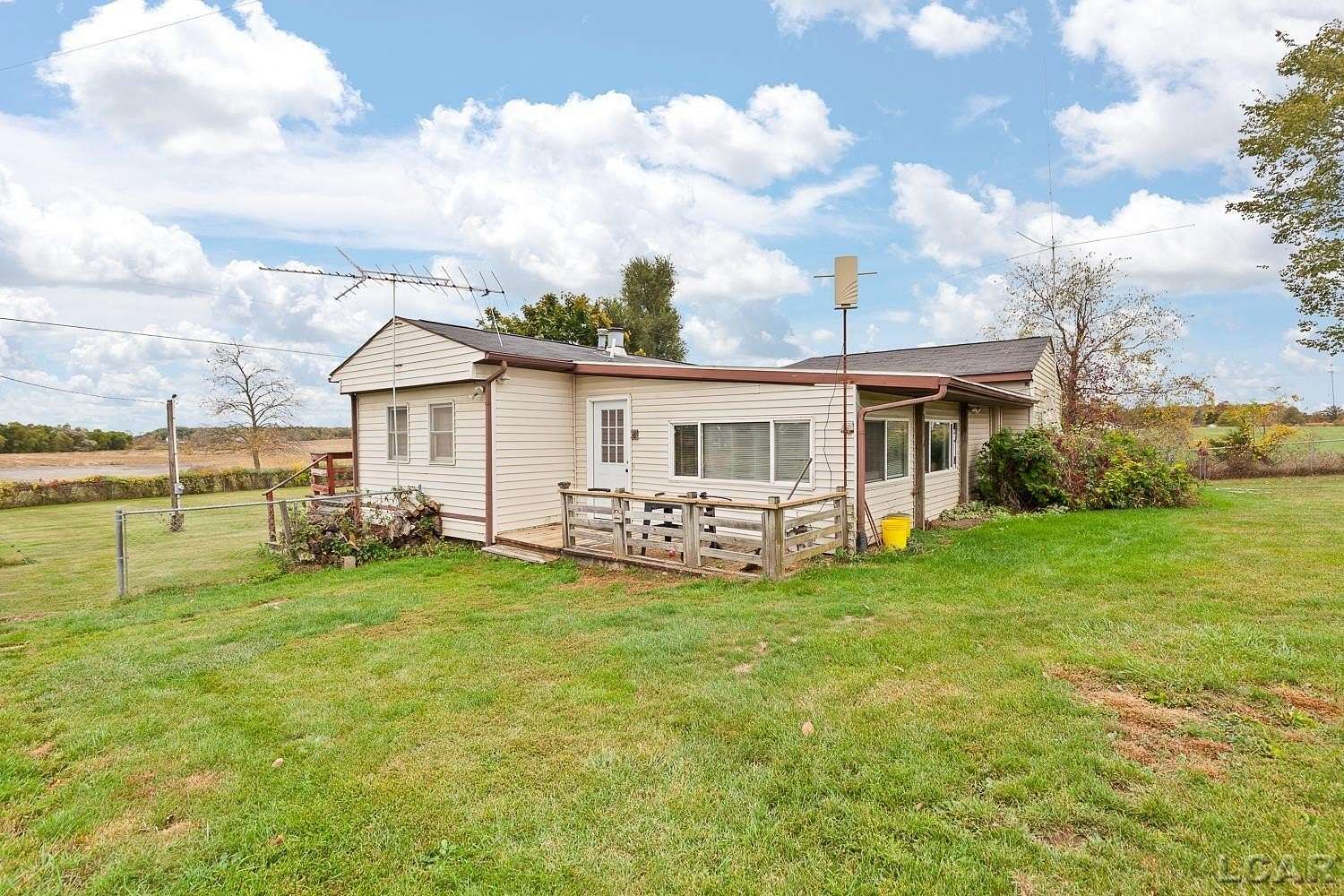 3.1 Acres of Residential Land with Home for Sale in Adrian, Michigan