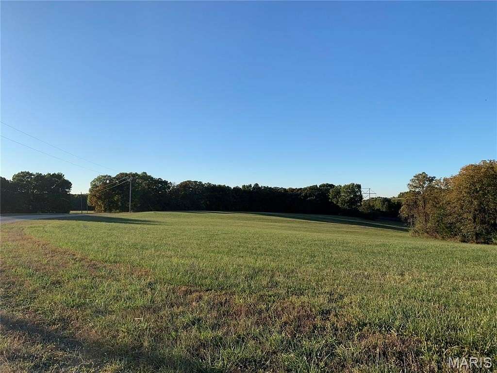 24.6 Acres of Recreational & Residential Land for Sale in Warrenton, Missouri