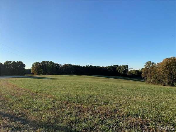 24.6 Acres of Recreational & Residential Land for Sale in Warrenton, Missouri