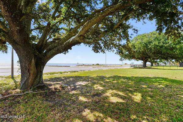 1 Acre of Residential Land for Sale in Biloxi, Mississippi