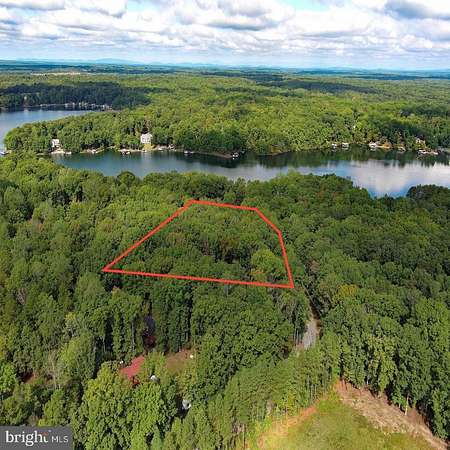 0.92 Acres of Residential Land for Sale in Mineral, Virginia