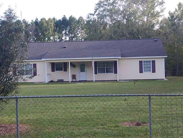 5.37 Acres of Residential Land with Home for Auction in Dothan, Alabama