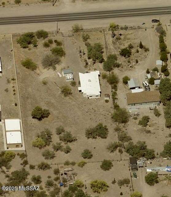 1.5 Acres of Residential Land with Home for Sale in Tucson, Arizona