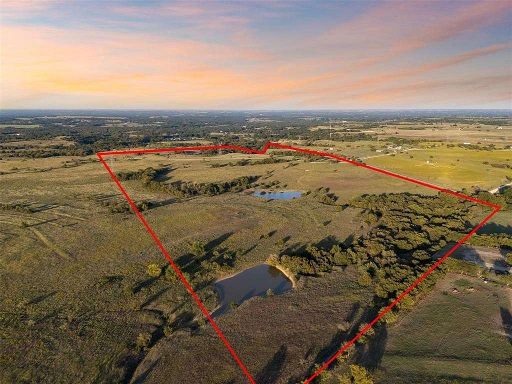 150 Acres of Land for Sale in Decatur, Texas