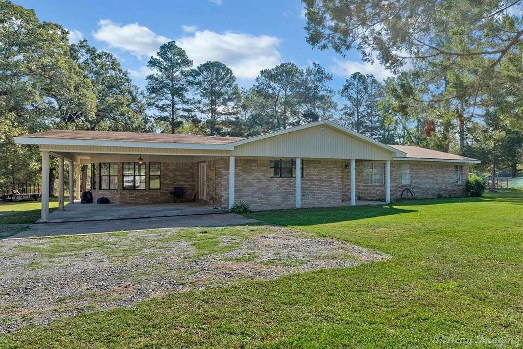 3 Acres of Residential Land with Home for Sale in Keithville, Louisiana