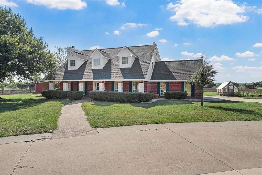 15 Acres of Land with Home for Sale in McGregor, Texas