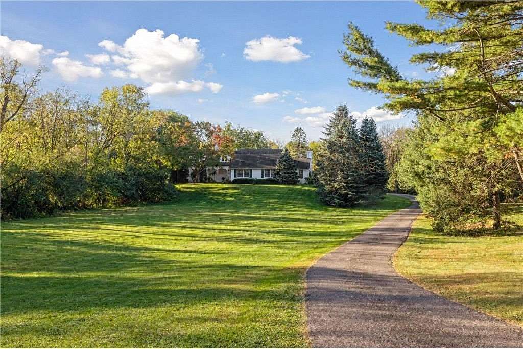 7 Acres of Residential Land with Home for Sale in Mendota Heights, Minnesota