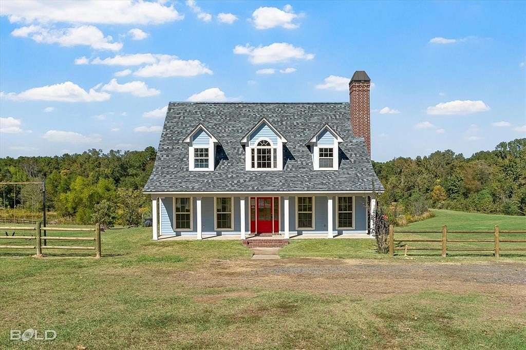 6.64 Acres of Residential Land with Home for Sale in Keithville, Louisiana