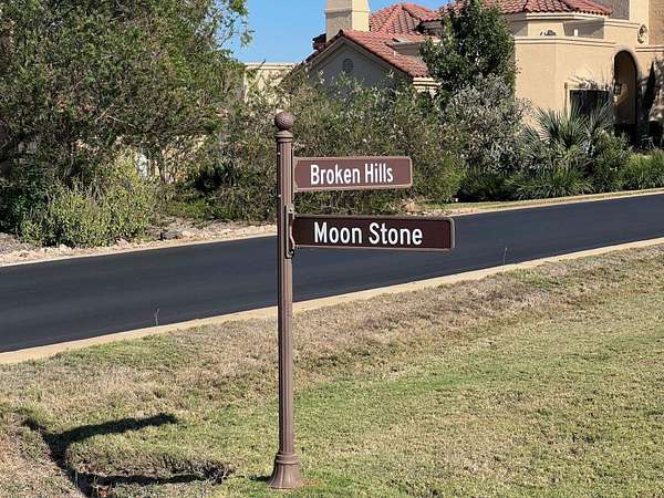 0.37 Acres of Residential Land for Sale in Horseshoe Bay, Texas