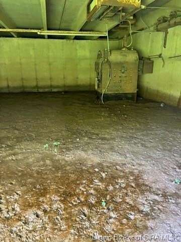 1.52 Acres of Residential Land with Home for Sale in New Albany, Indiana