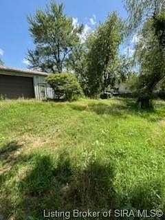 1.52 Acres of Residential Land with Home for Sale in New Albany, Indiana