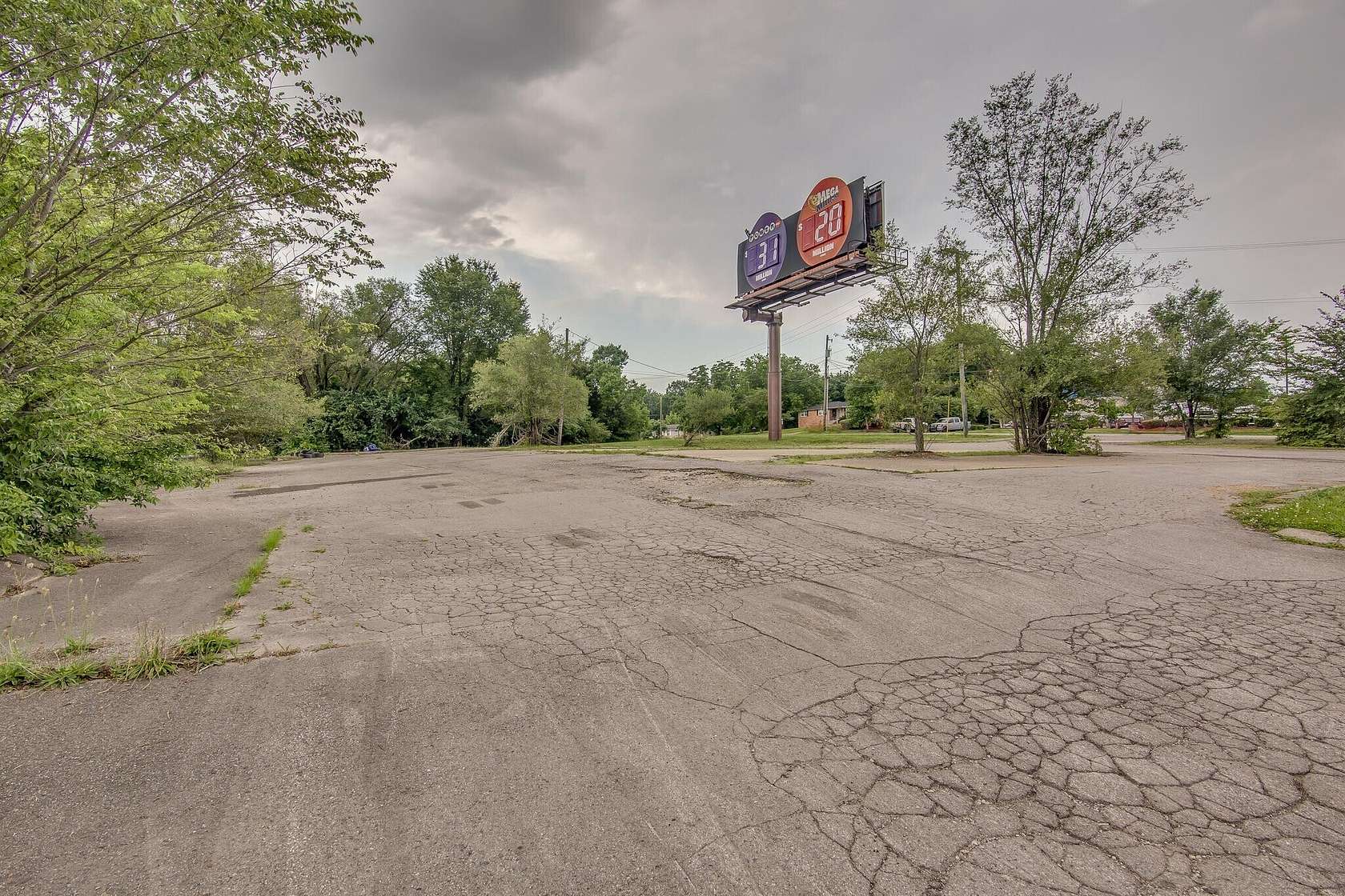 1.13 Acres of Commercial Land for Sale in Madison, Tennessee