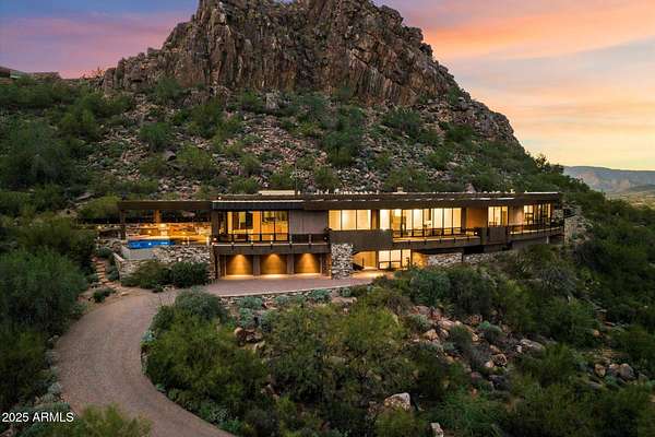 2.72 Acres of Residential Land with Home for Sale in Carefree, Arizona