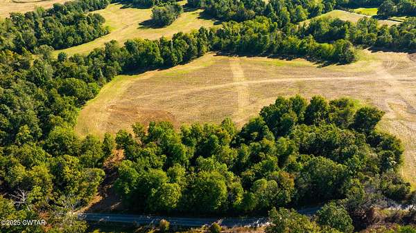 10 Acres of Land for Sale in Greenfield, Tennessee