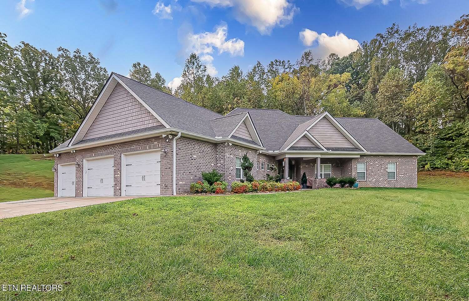 1.89 Acres of Residential Land with Home for Sale in Knoxville, Tennessee